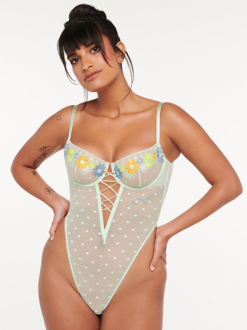 NWT Savage x Fenty Free Spirit Floral Embroidered Teddy Size XL (14-16)